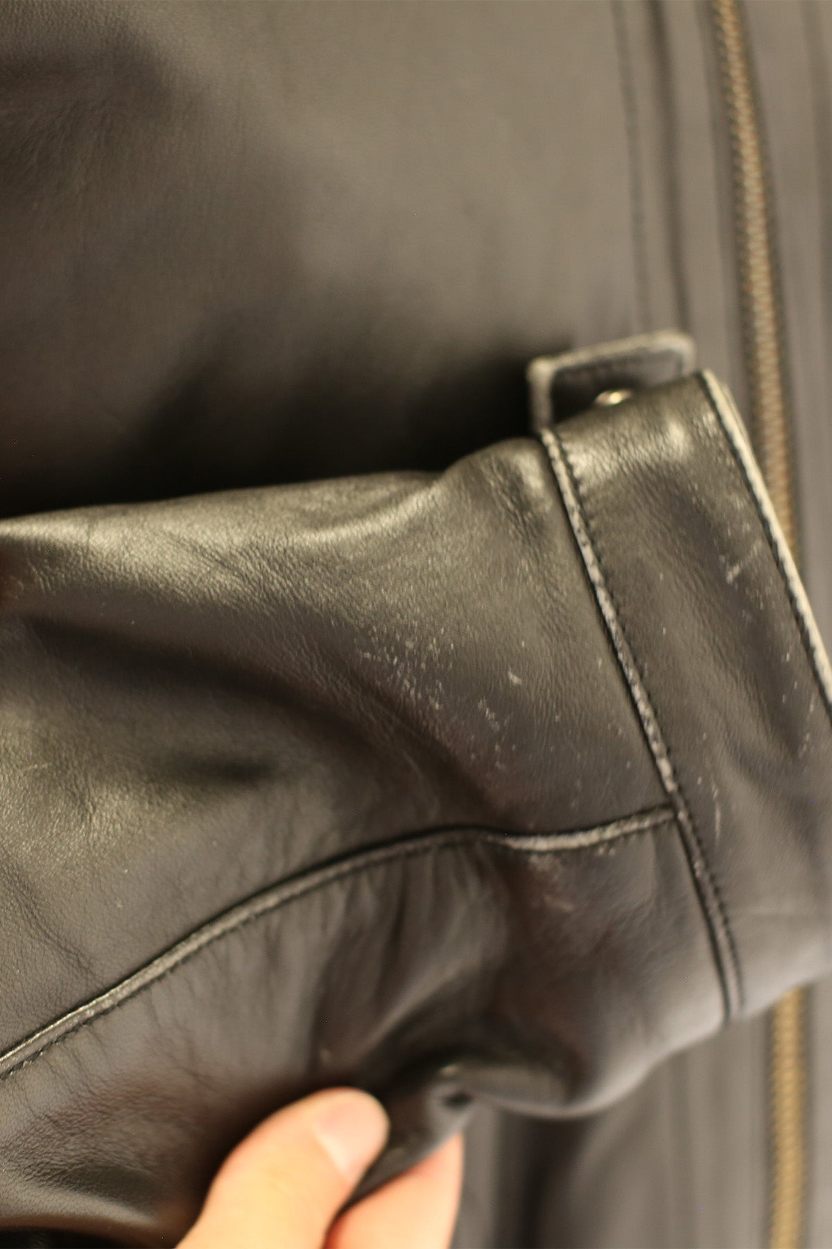 CLAW HOLSTER