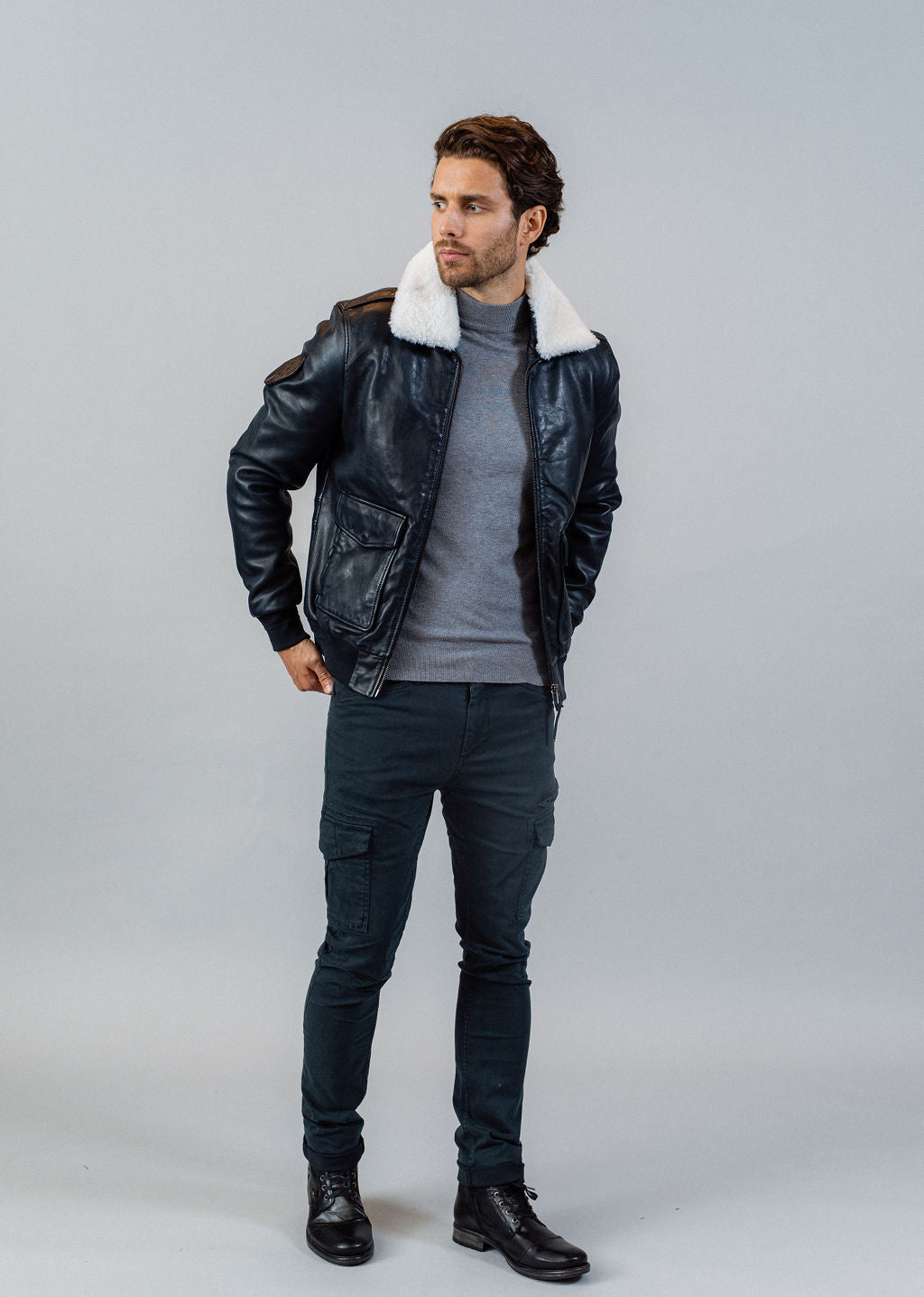 Blouson en cuir bleu marine DOUGLAS ALPHA