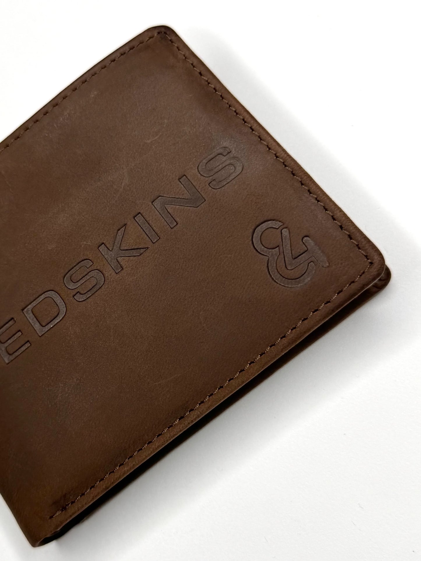 Porte Feuille Tong Marron
