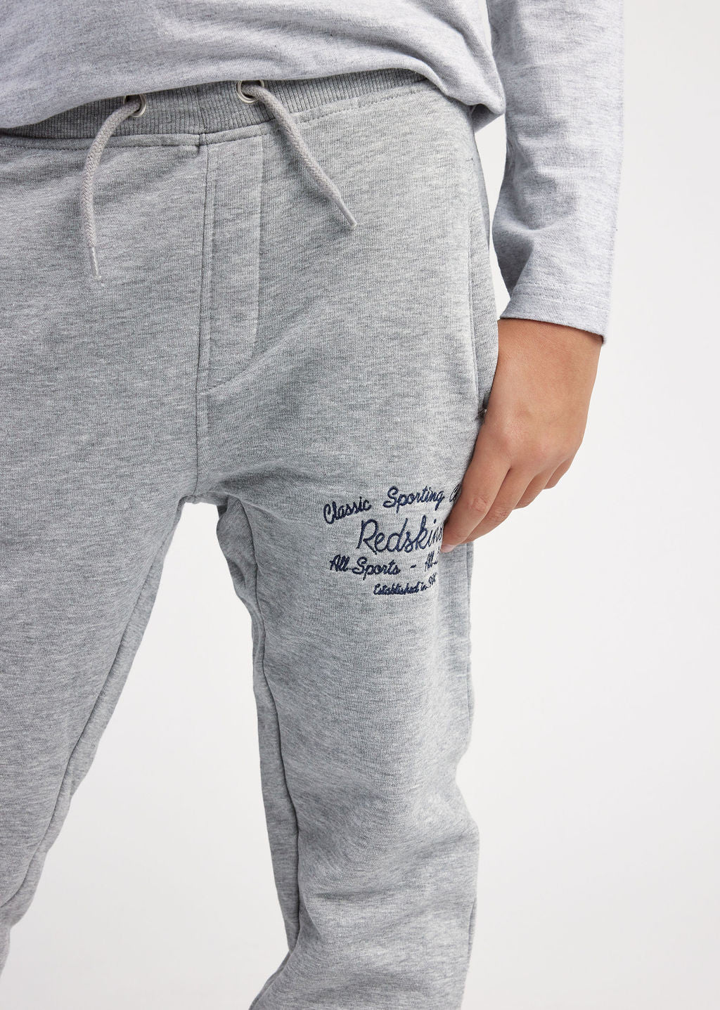 Jogging gris moyen