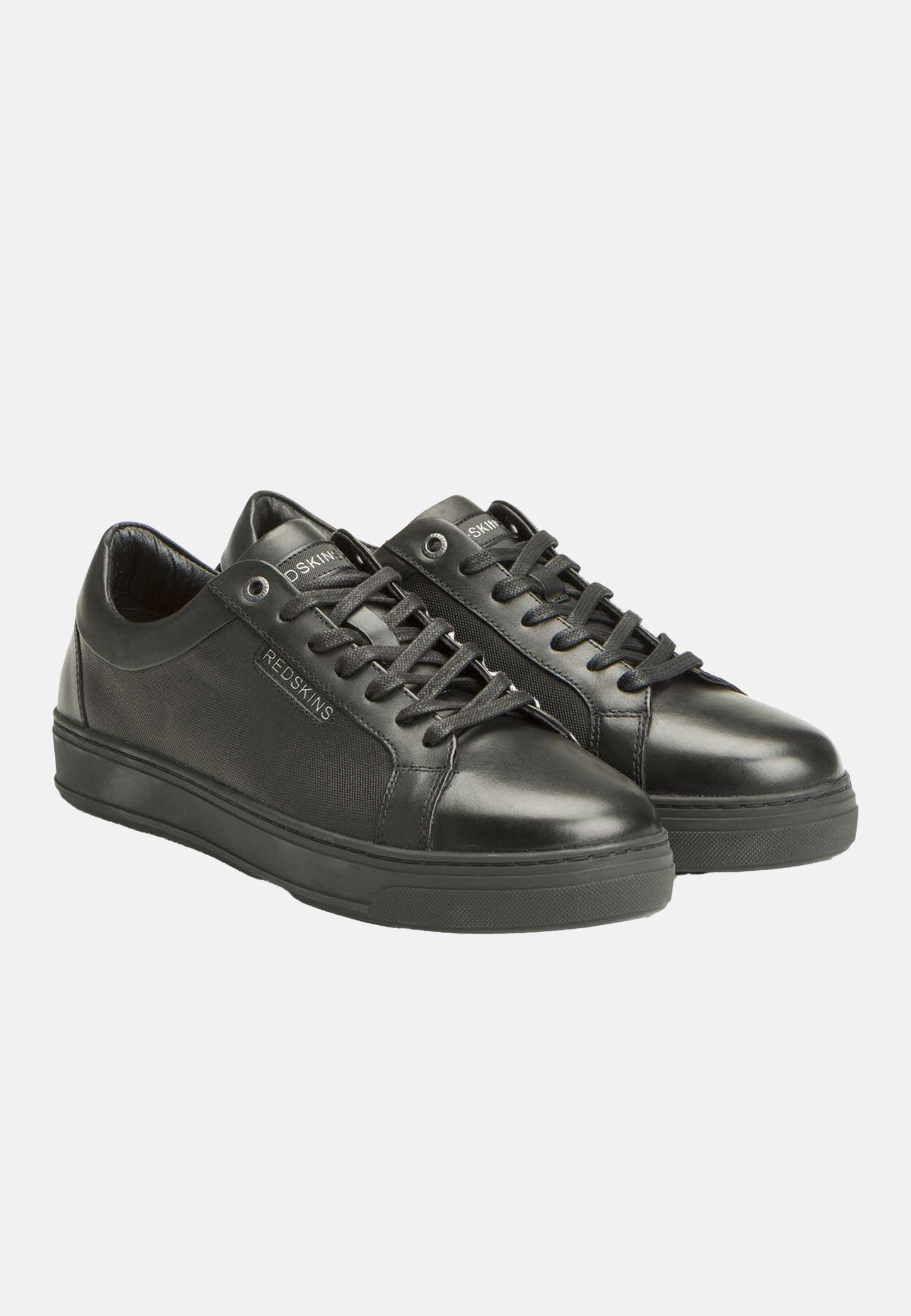 Baskets noires BAZINO