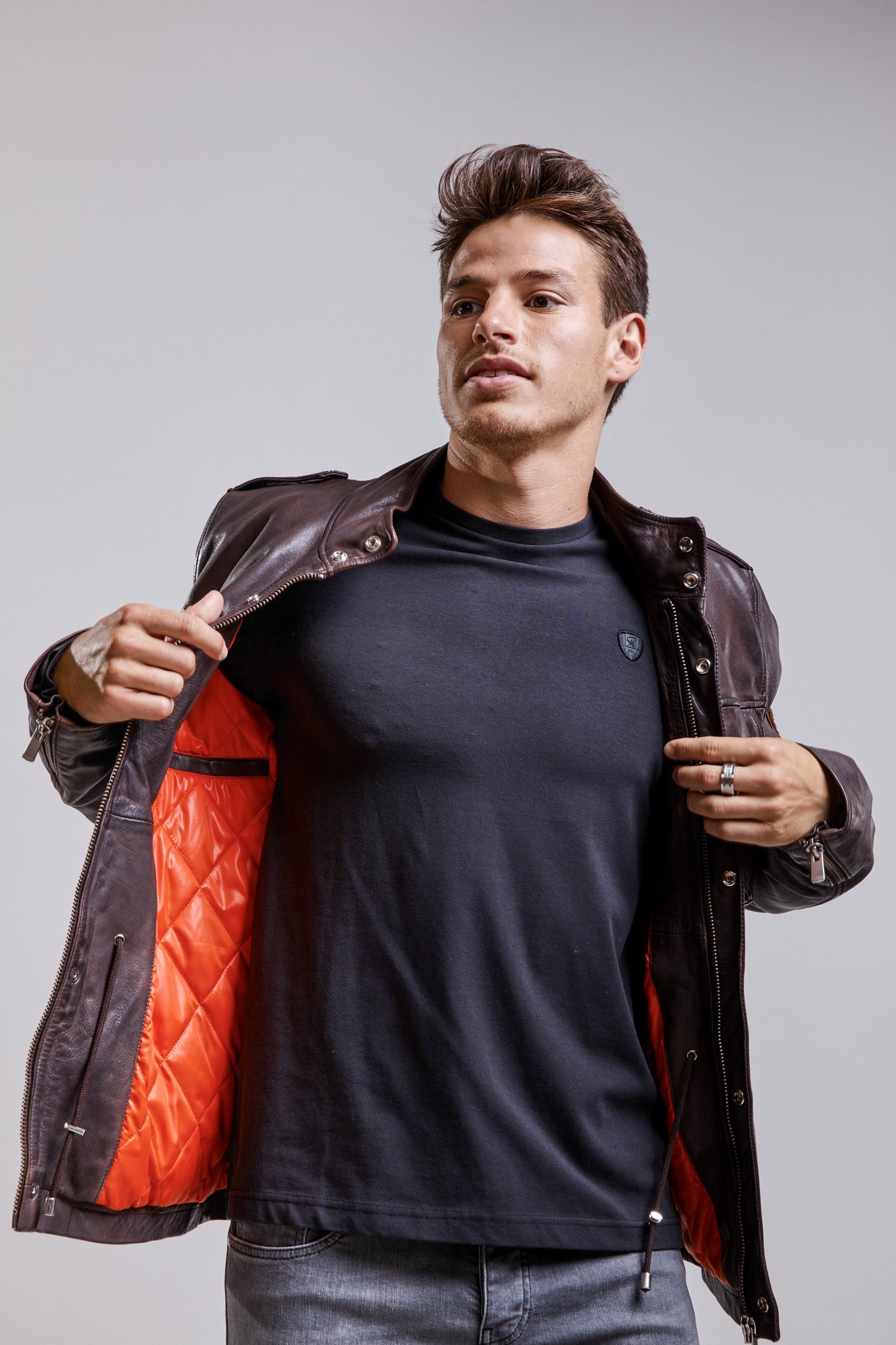 LUCIANO OMEGA