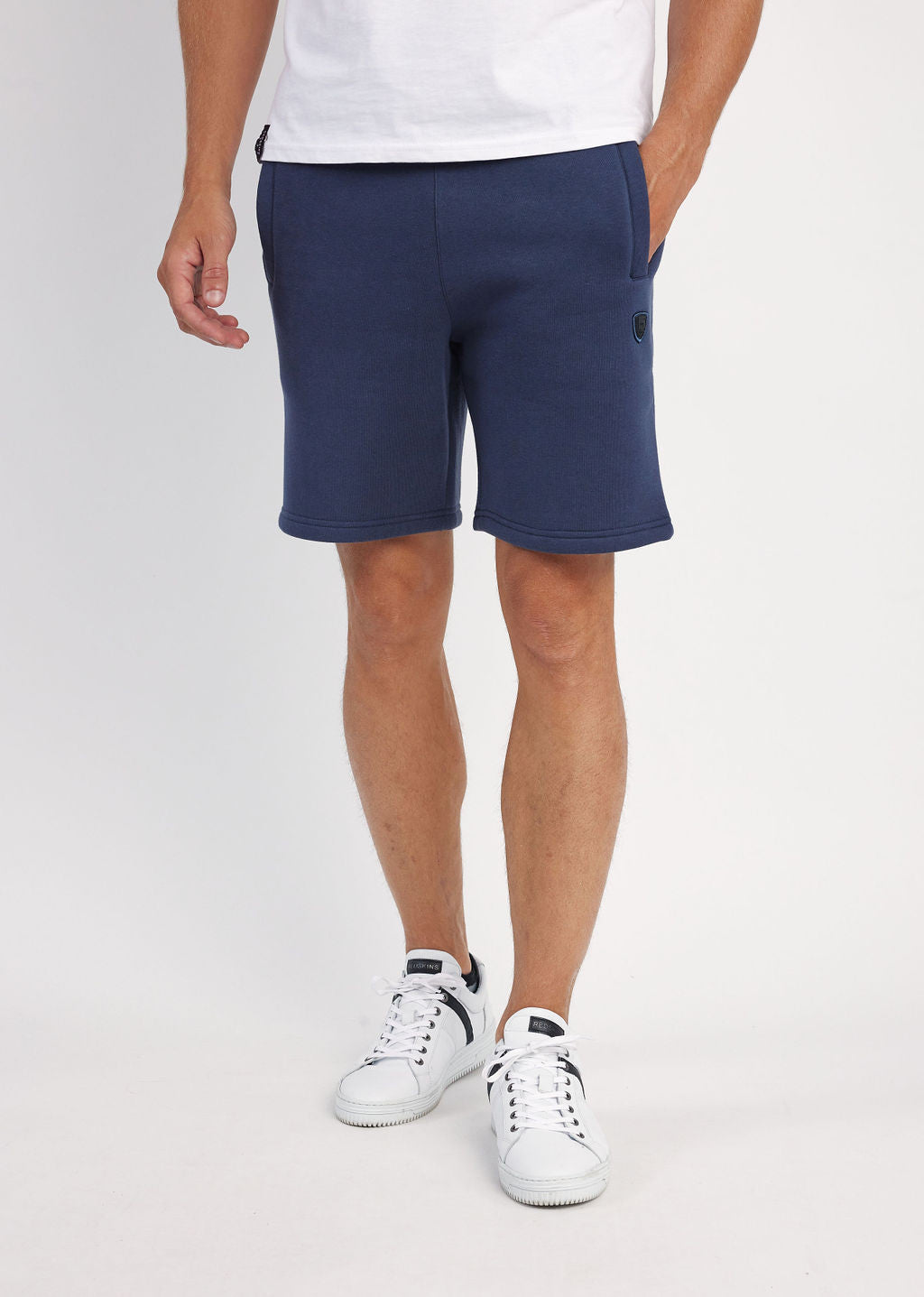 Short Jogging REMAIN POSTER