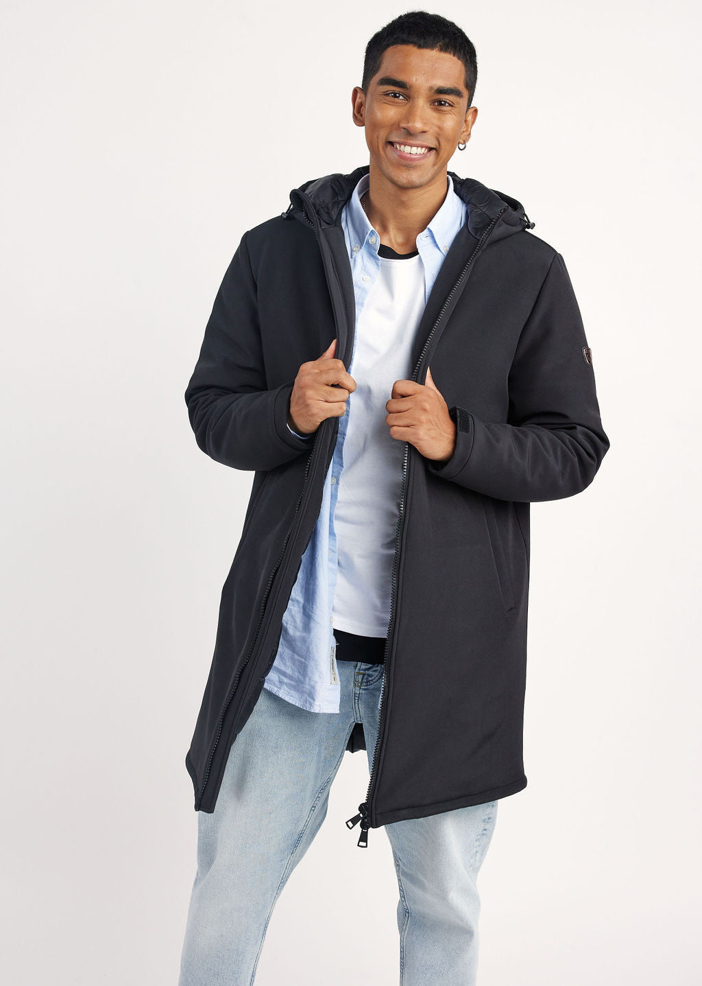 Coupe/vent AZHER HAILEY