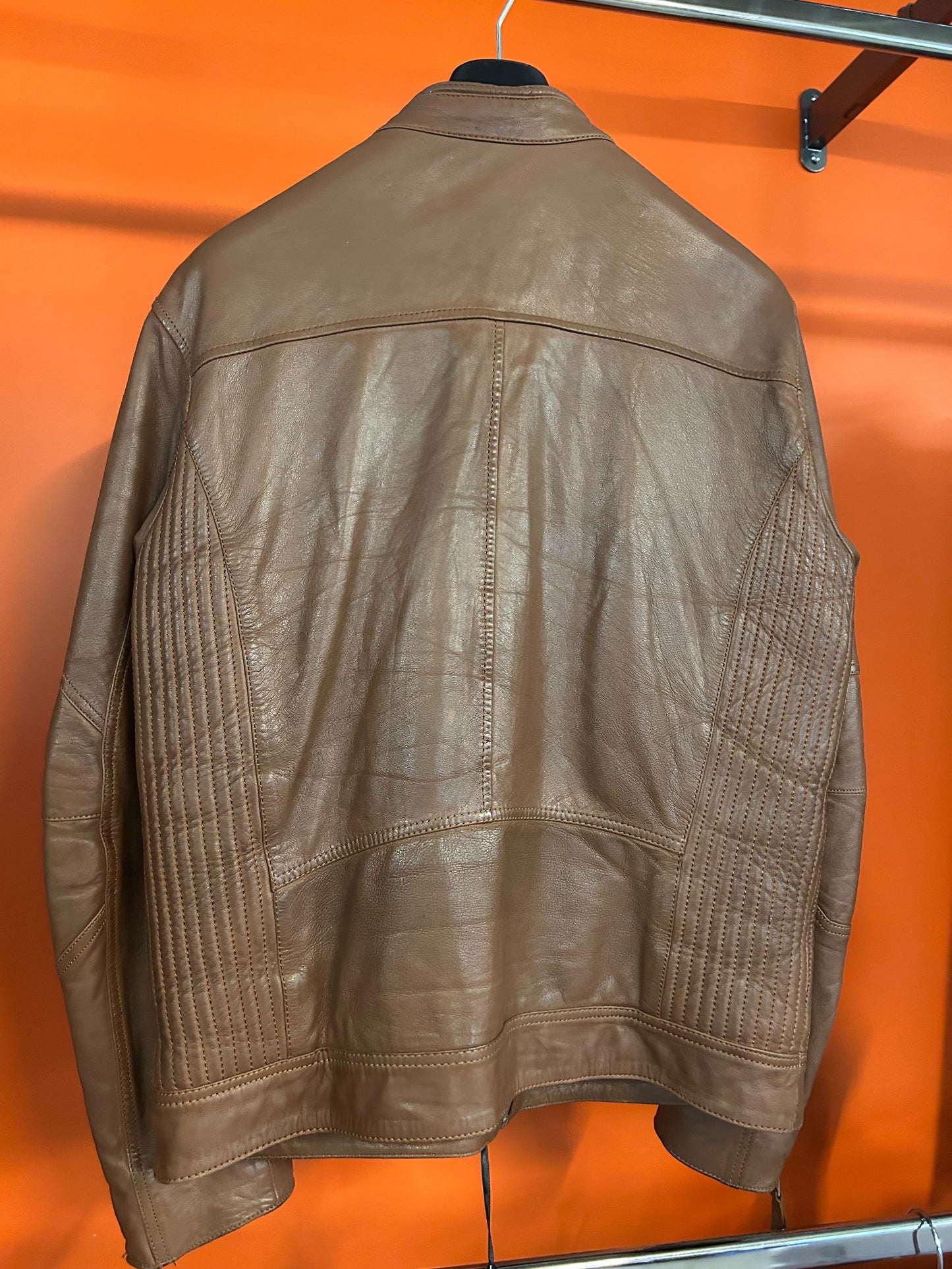 Cuir marron TRUST VICTORY