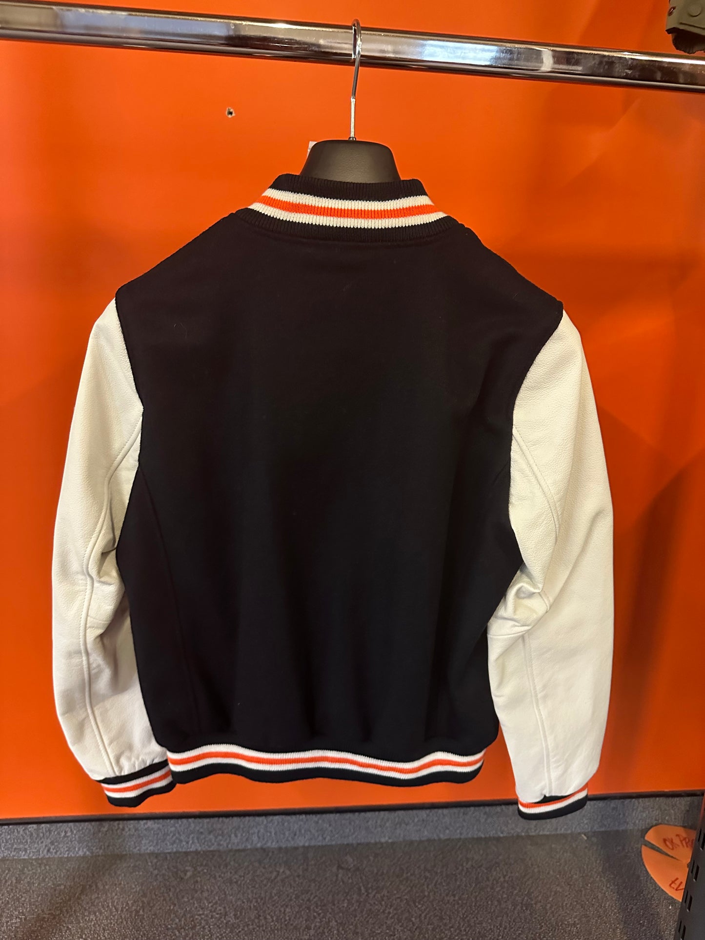 CUIR ECHANTILLON HOMME 3