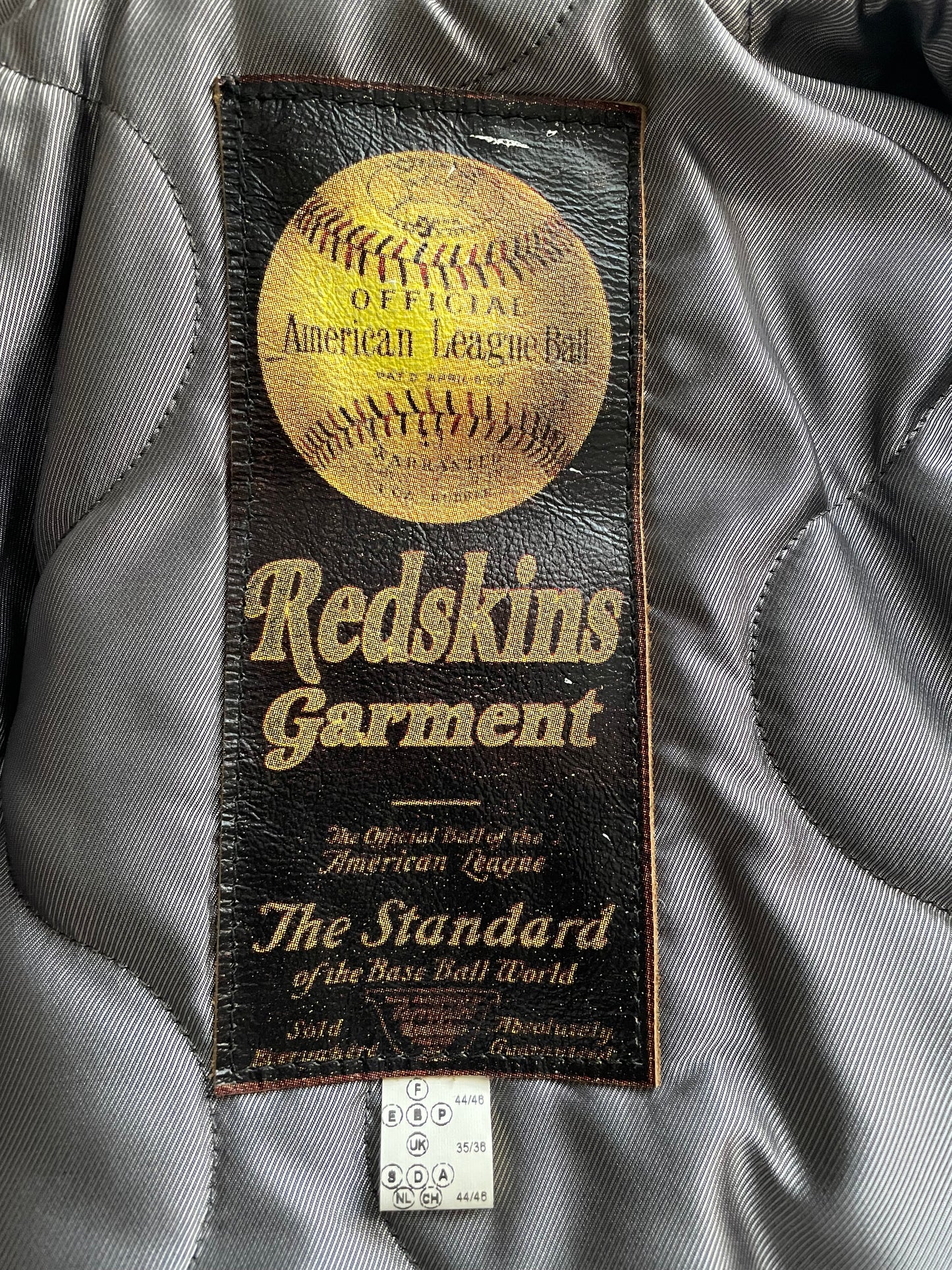 Blouson garment en cuir jaune noir