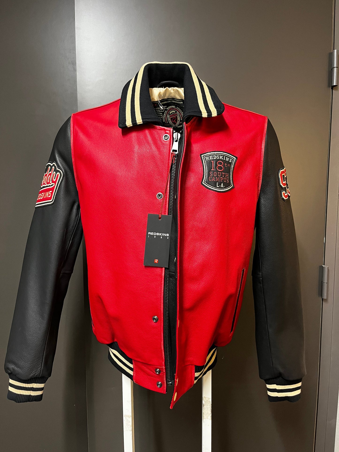 Blouson En Cuir rouge / noir SKATEBOARD COHIBA