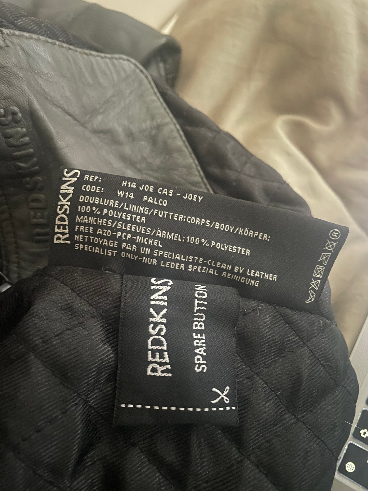 VESTE EN CUIR DE MOTARD