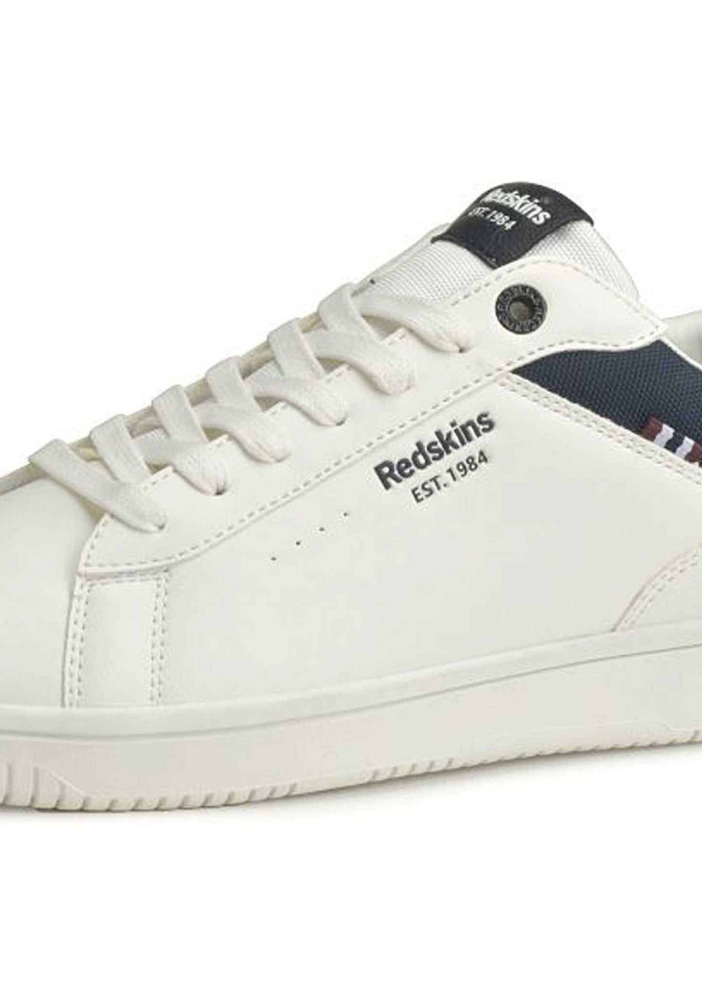 Baskets blanches / marines / cognacs GUNRAY