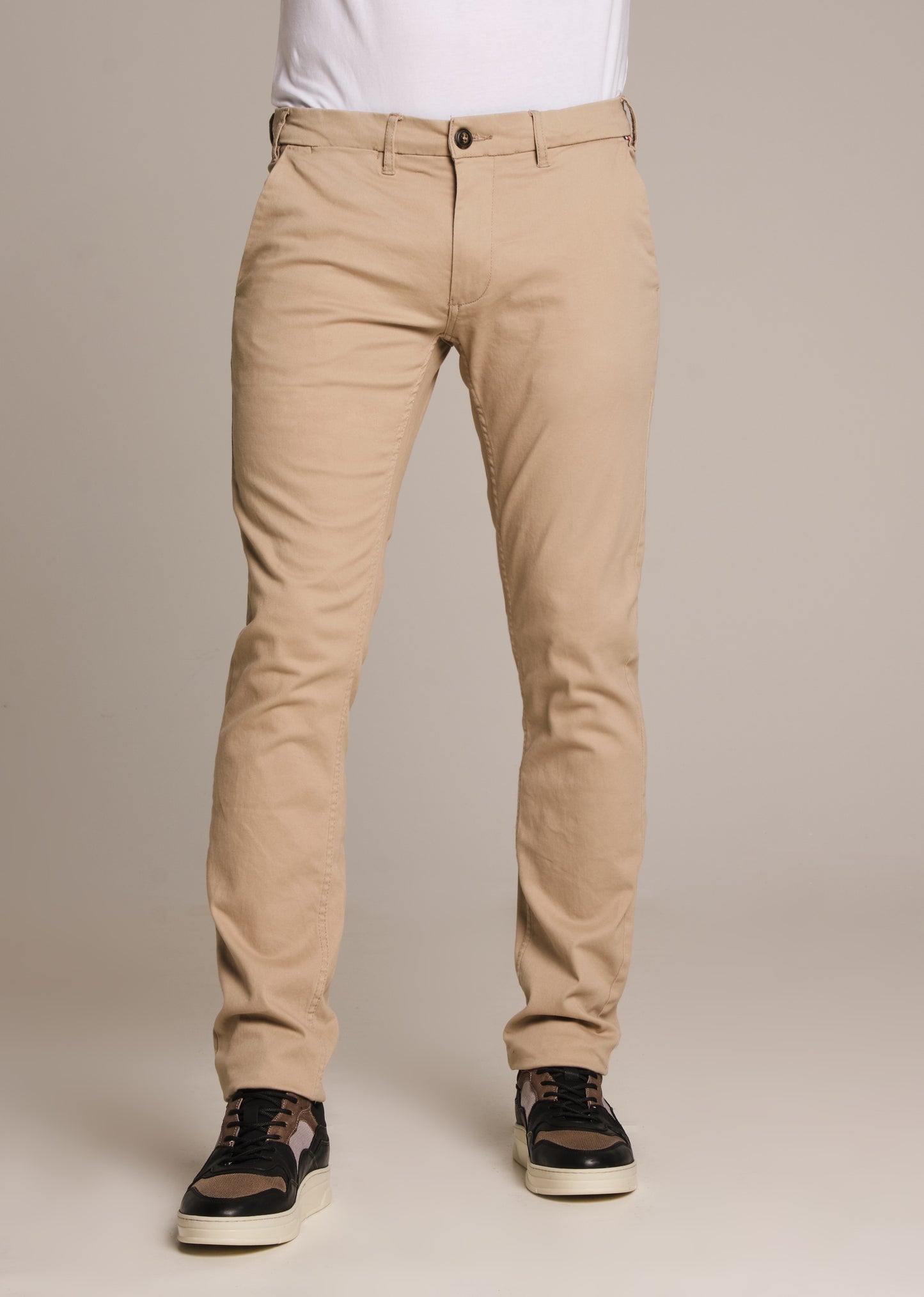 Chino CHUCK MAHEVAN
