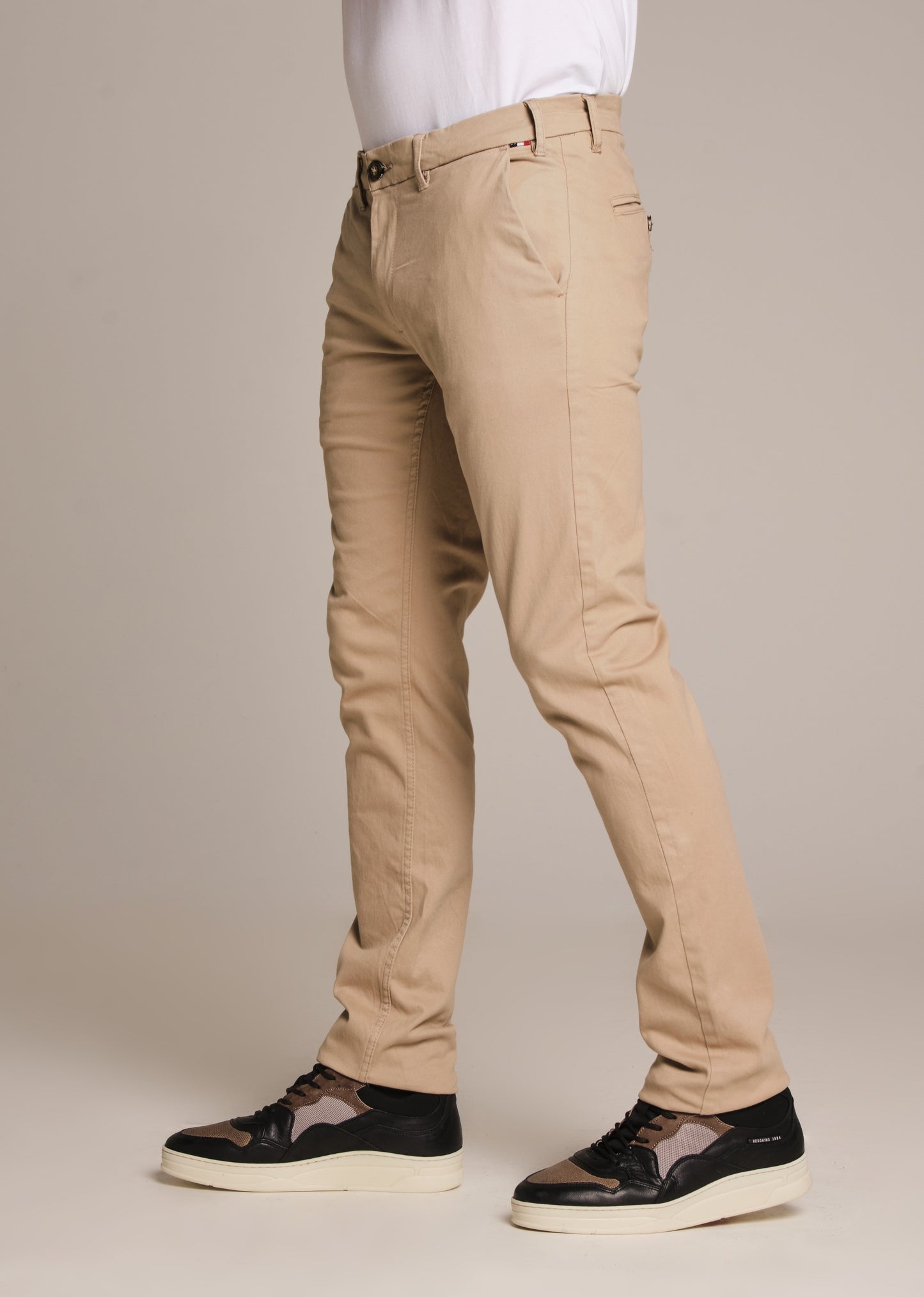 Chino CHUCK MAHEVAN