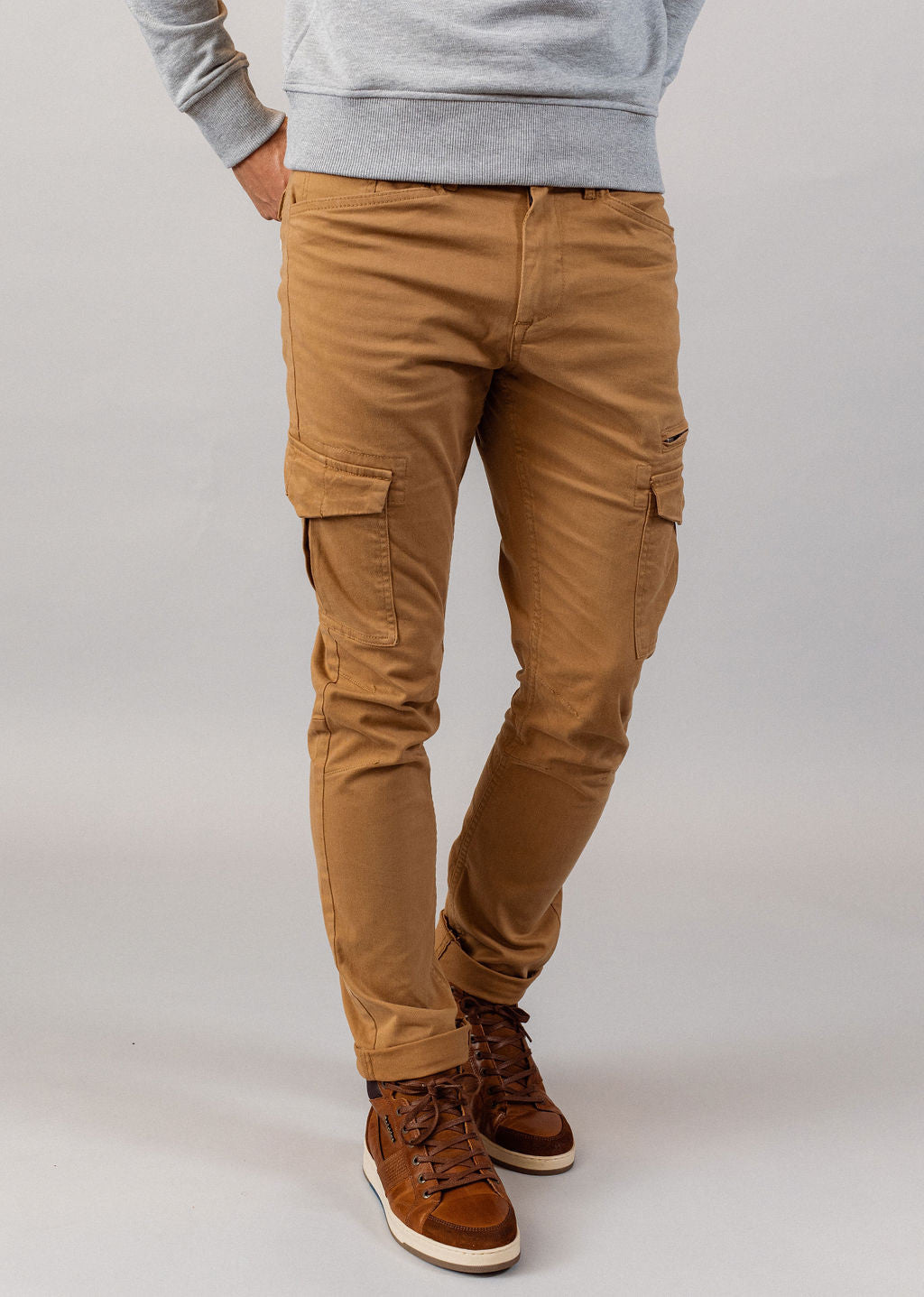 Chino camel LARGO MAHEVAN