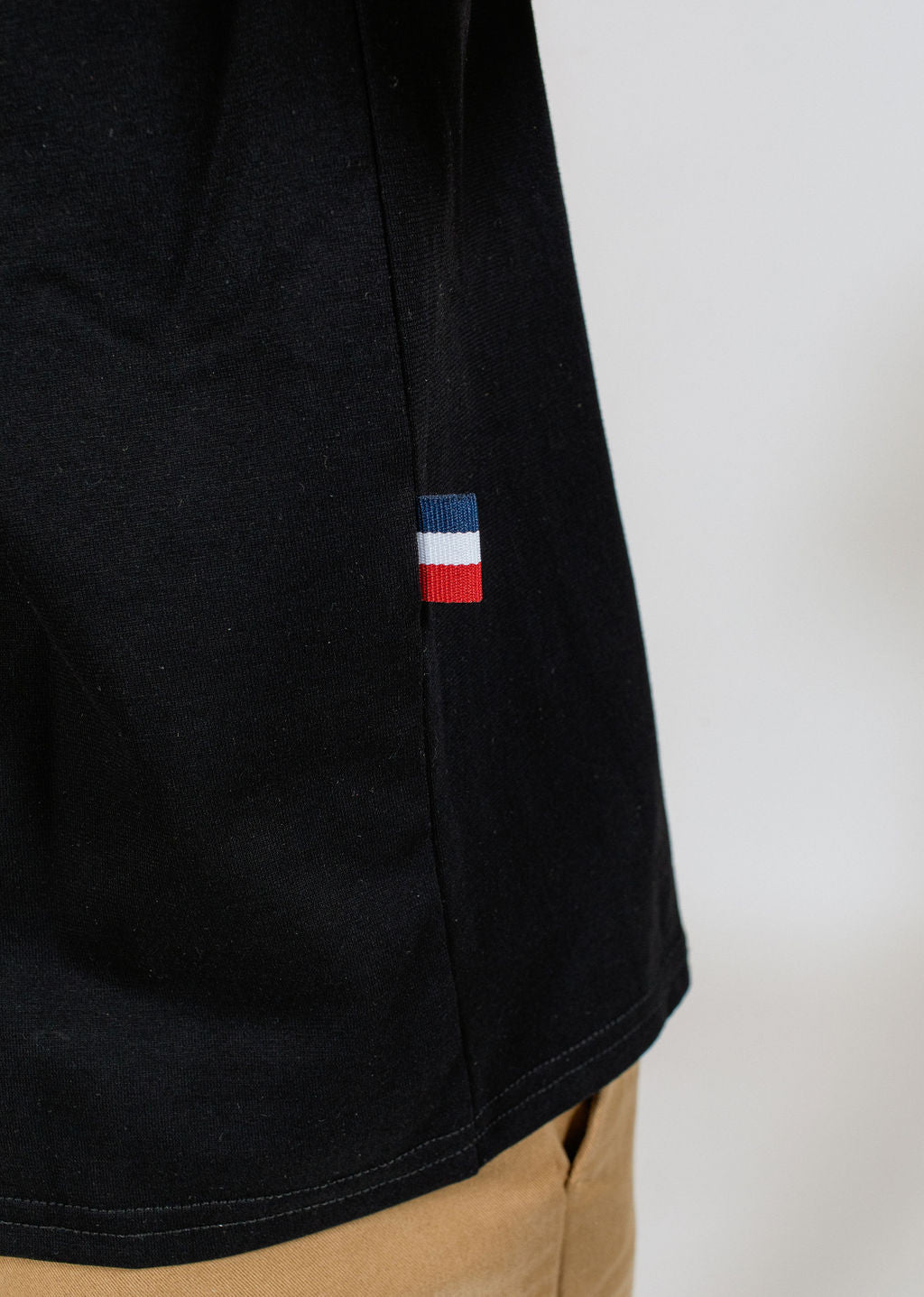 T-shirt noir COMPASS TRIM