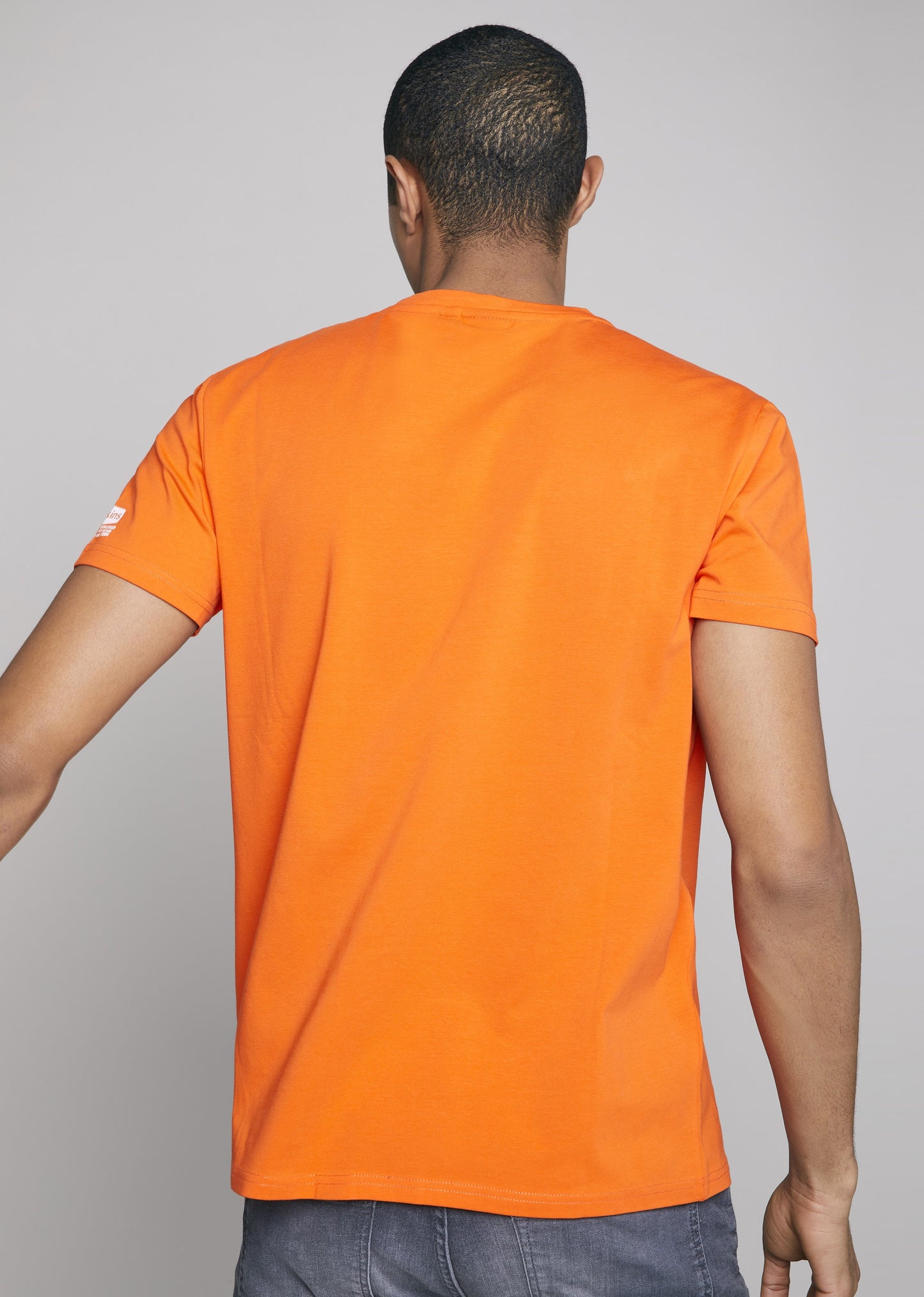 T-shirt TONE CALDER