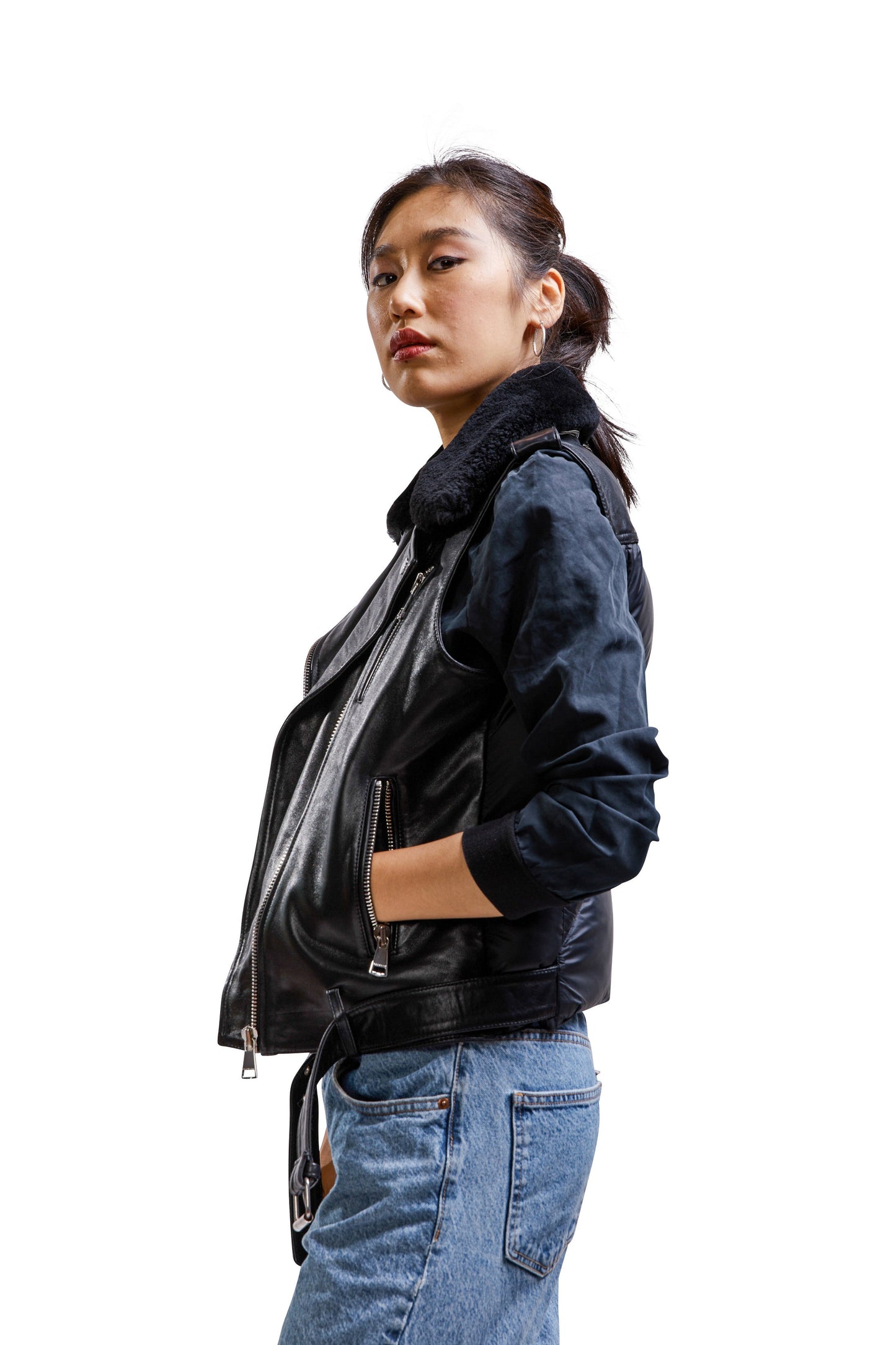 Veste sans manches en cuir noire MILA SHYNE