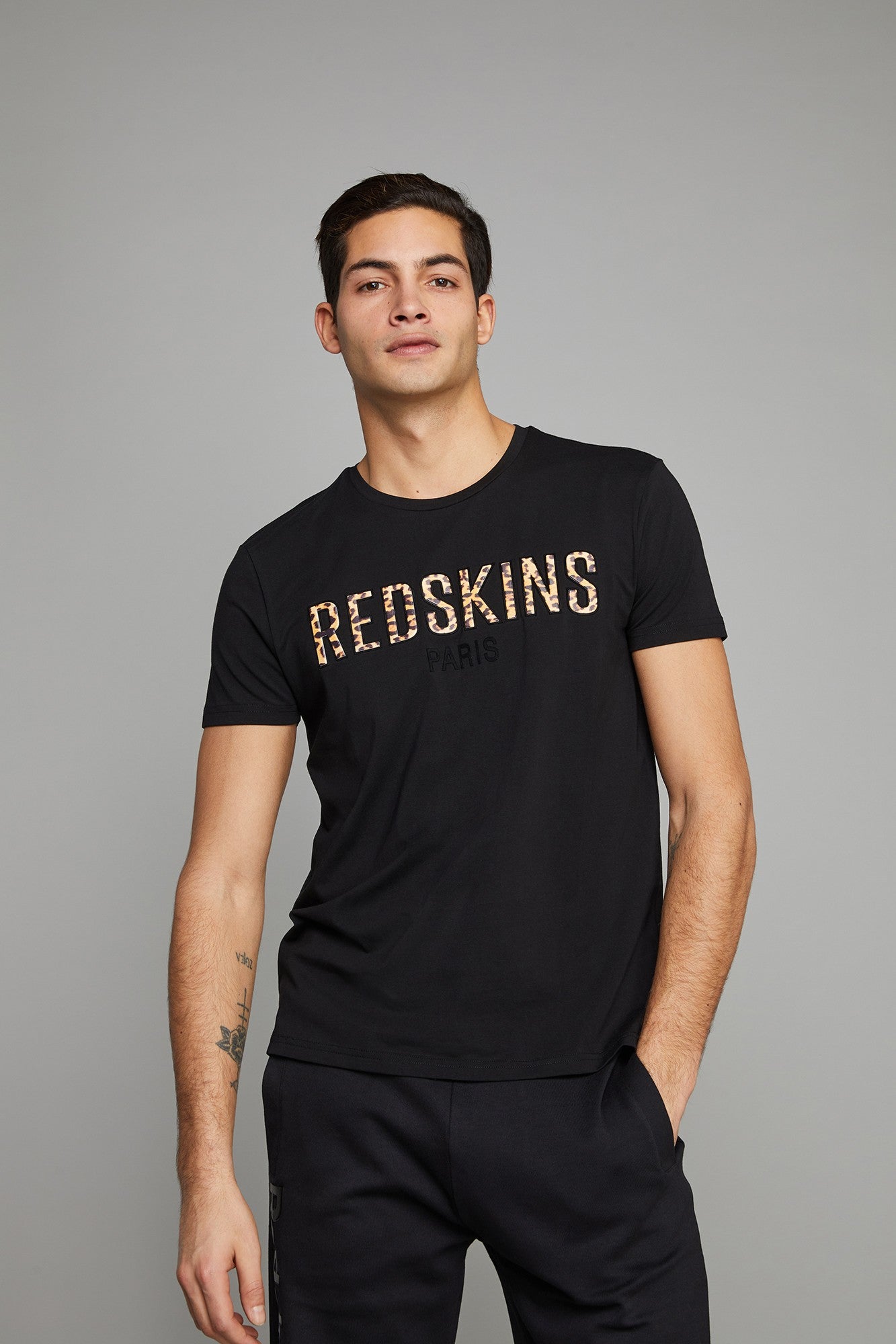 T-shirt LEO CALDER