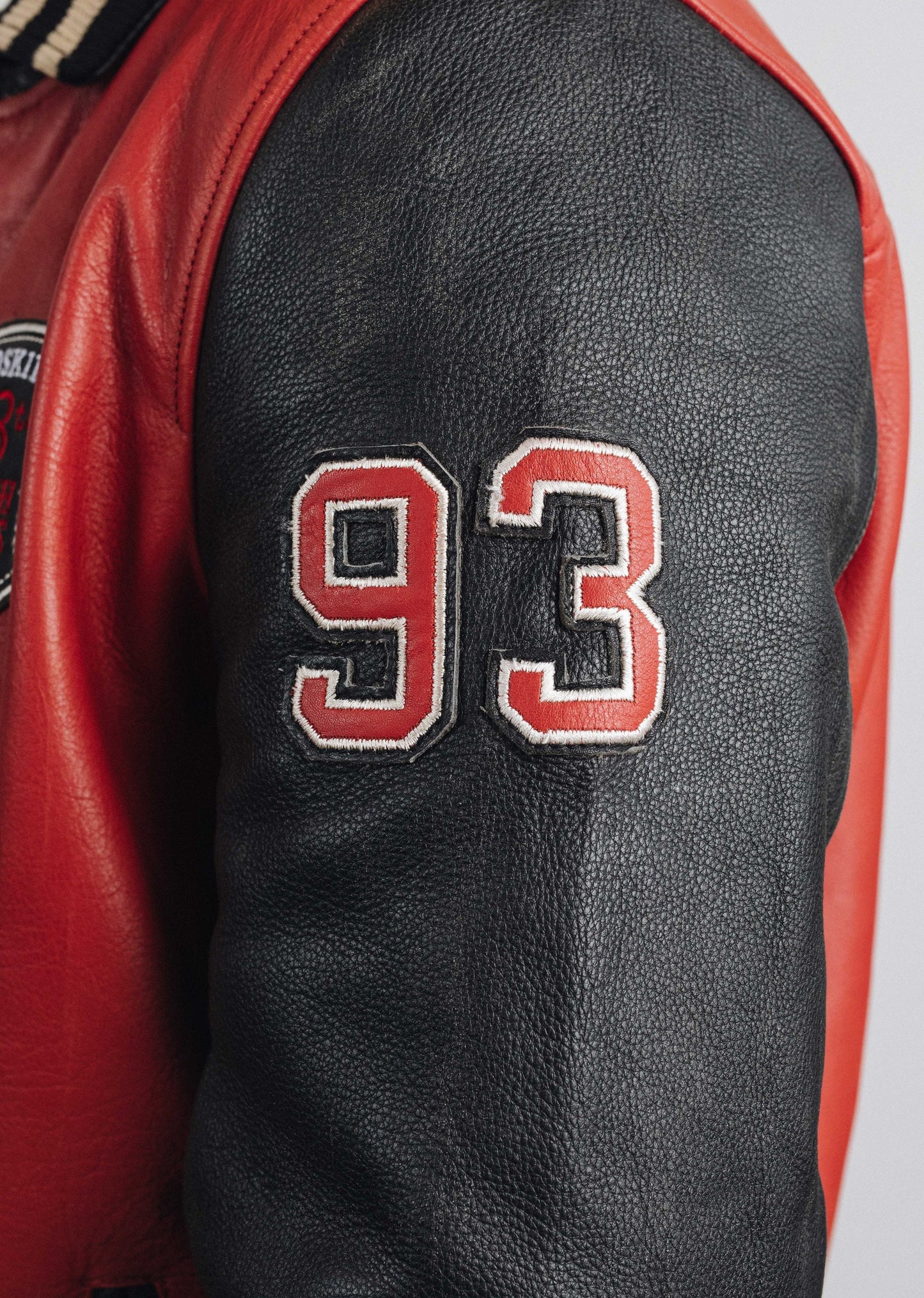 Blouson En Cuir rouge / noir SKATEBOARD COHIBA