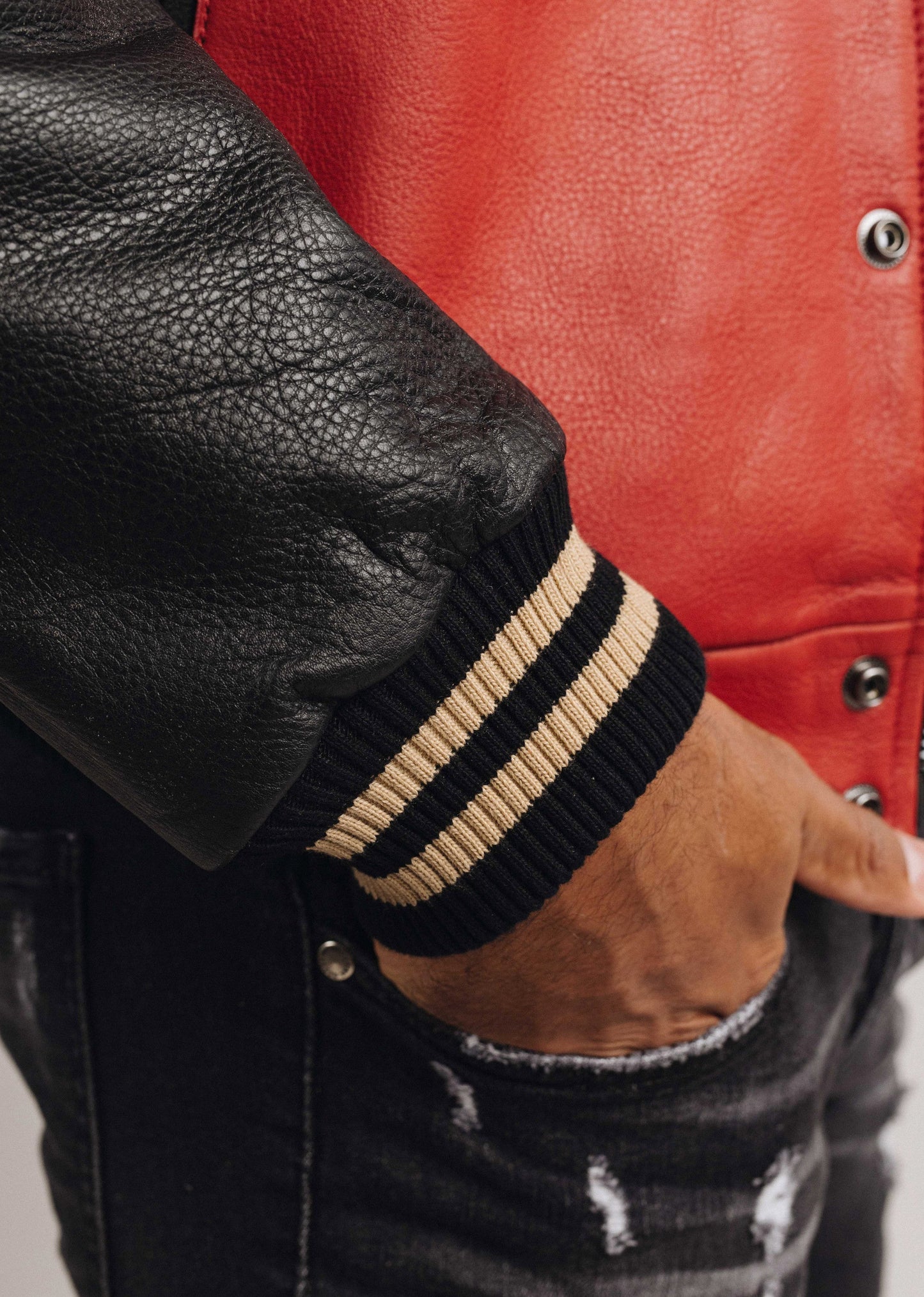 Blouson En Cuir rouge / noir SKATEBOARD COHIBA