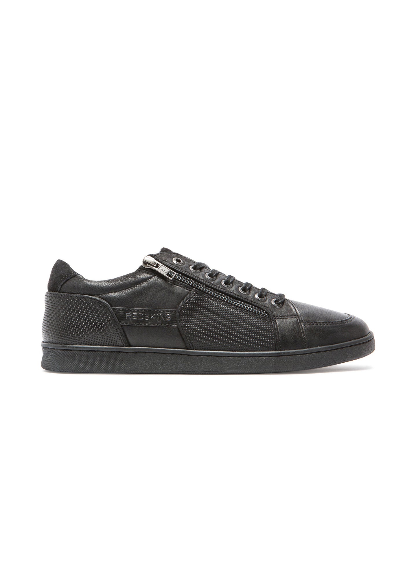 Baskets noires DISTRAIT