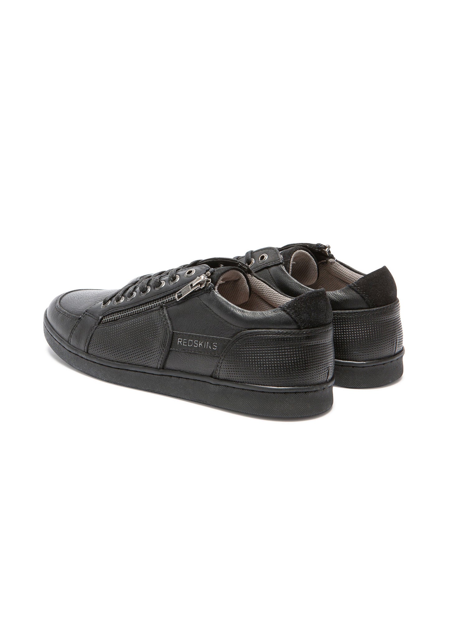Baskets noires DISTRAIT