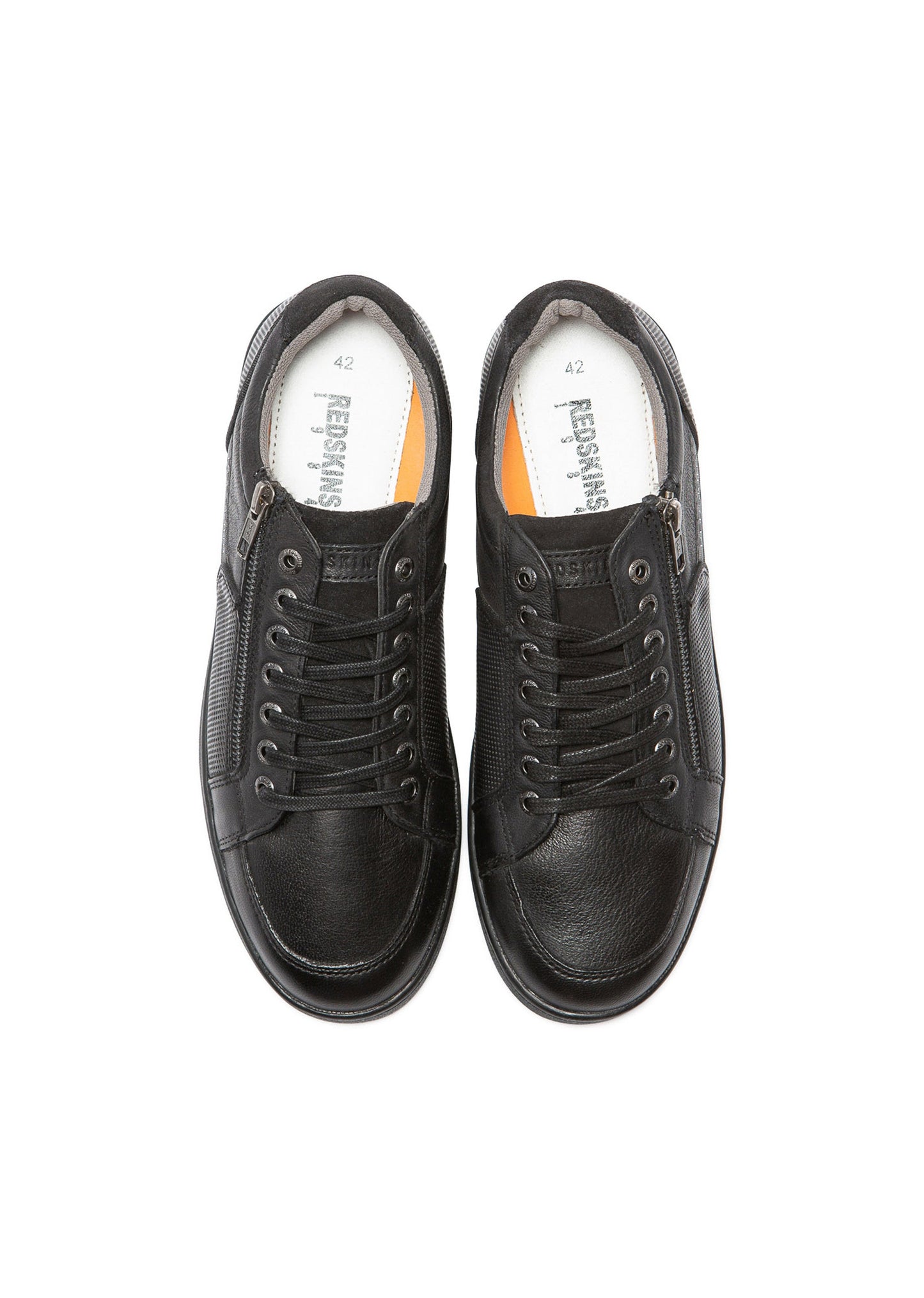 Baskets noires DISTRAIT