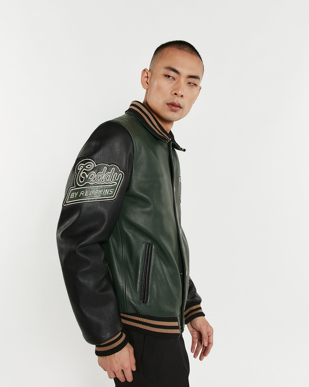 Cuir vert SKATEBOARD COHIBA