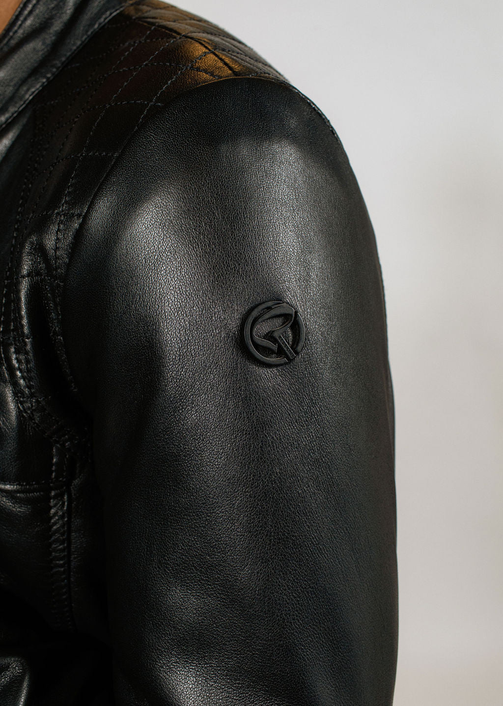 Veste en cuir noire BALBOA HOLSTER