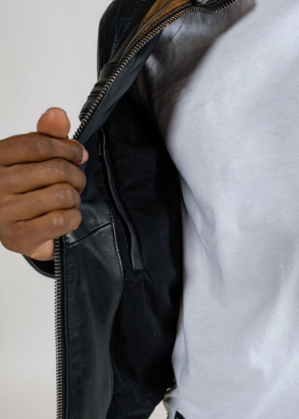 Veste en cuir noire BALBOA HOLSTER