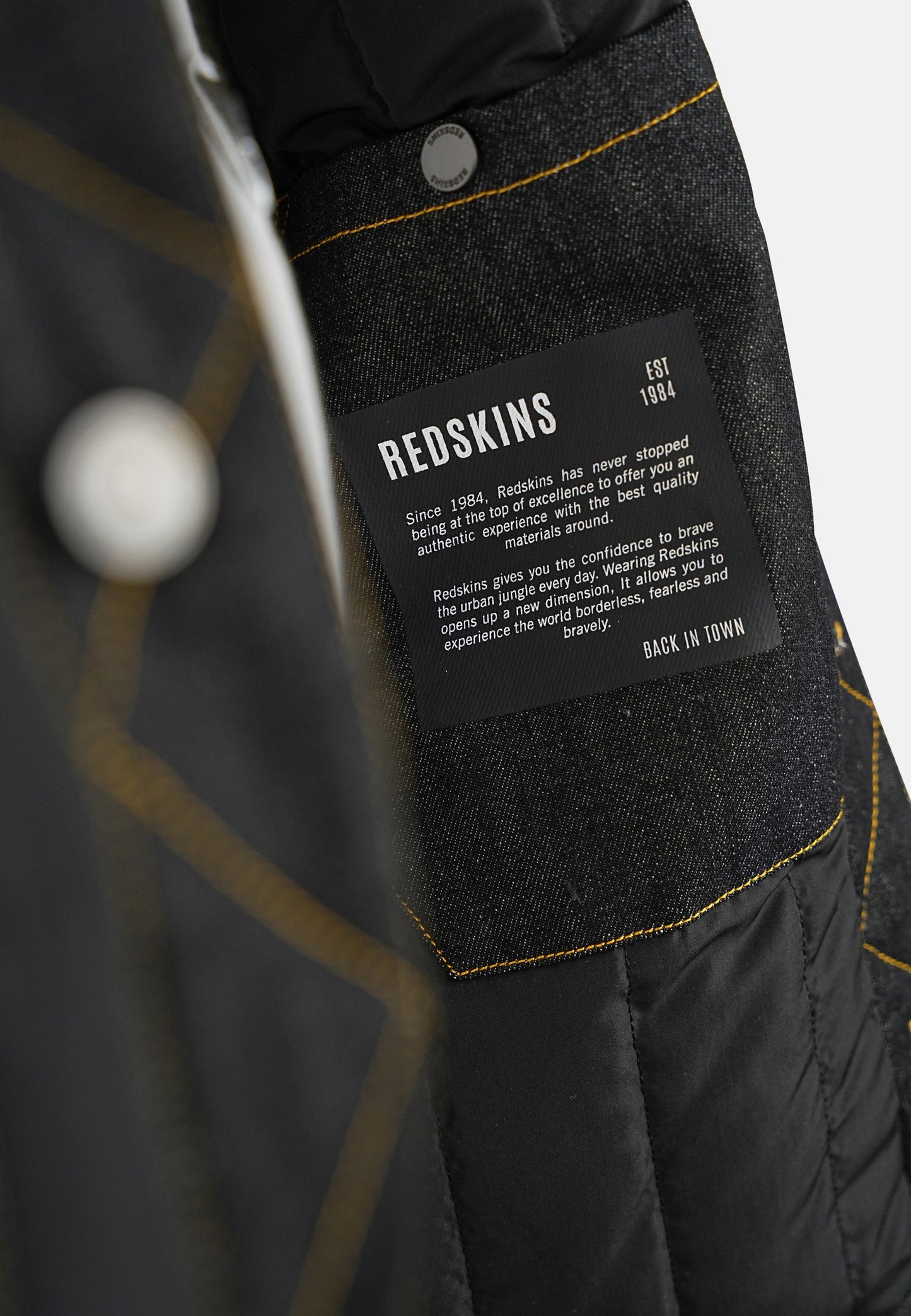 Veste en jean sans manche noire STORMY SNEAK