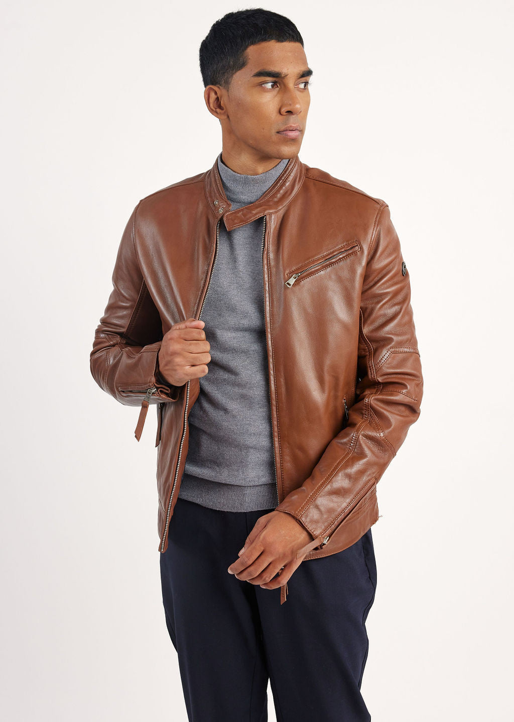 Cuir marron TRUST VICTORY