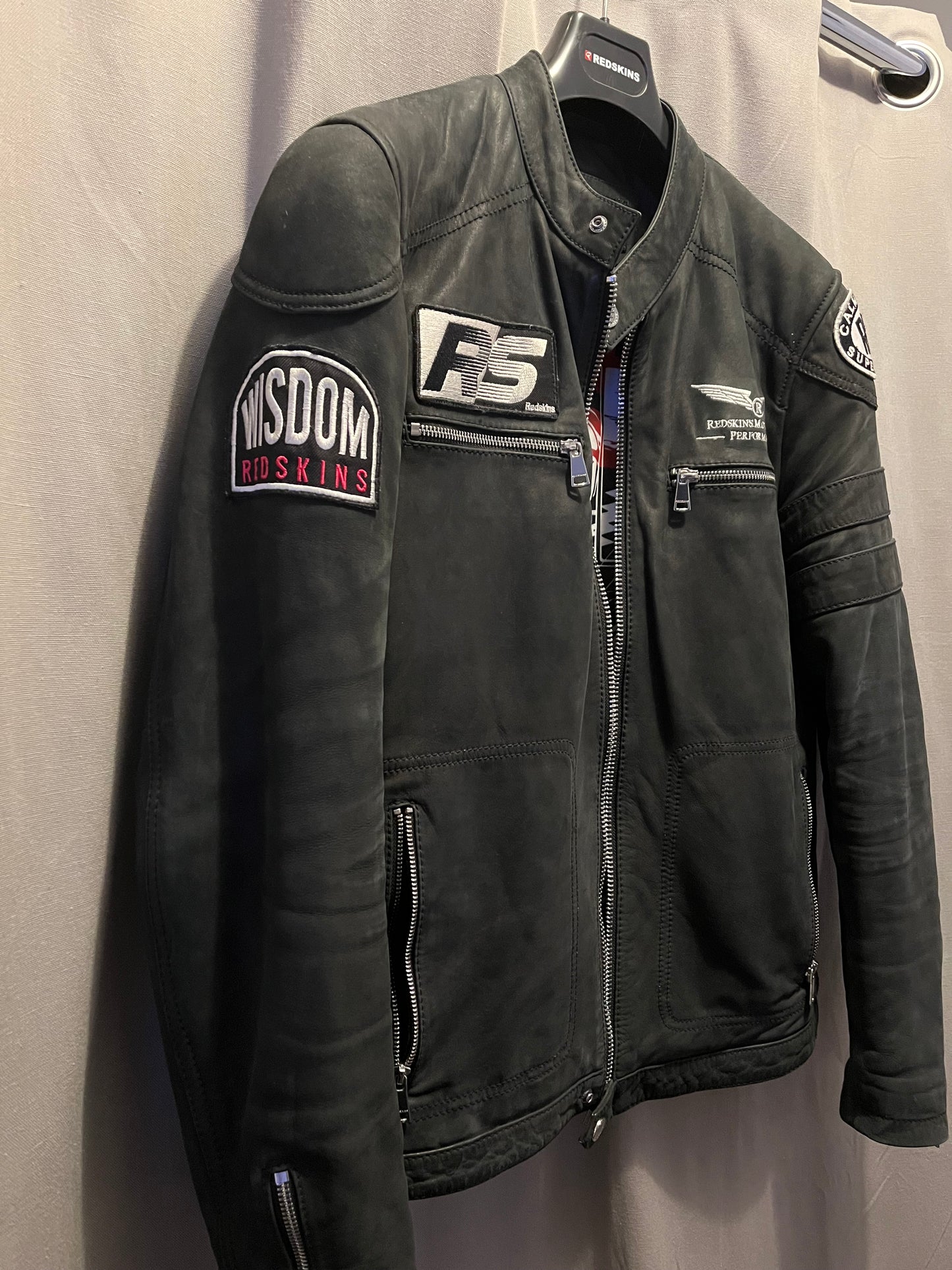 Blouson en excellent état ( neuf )