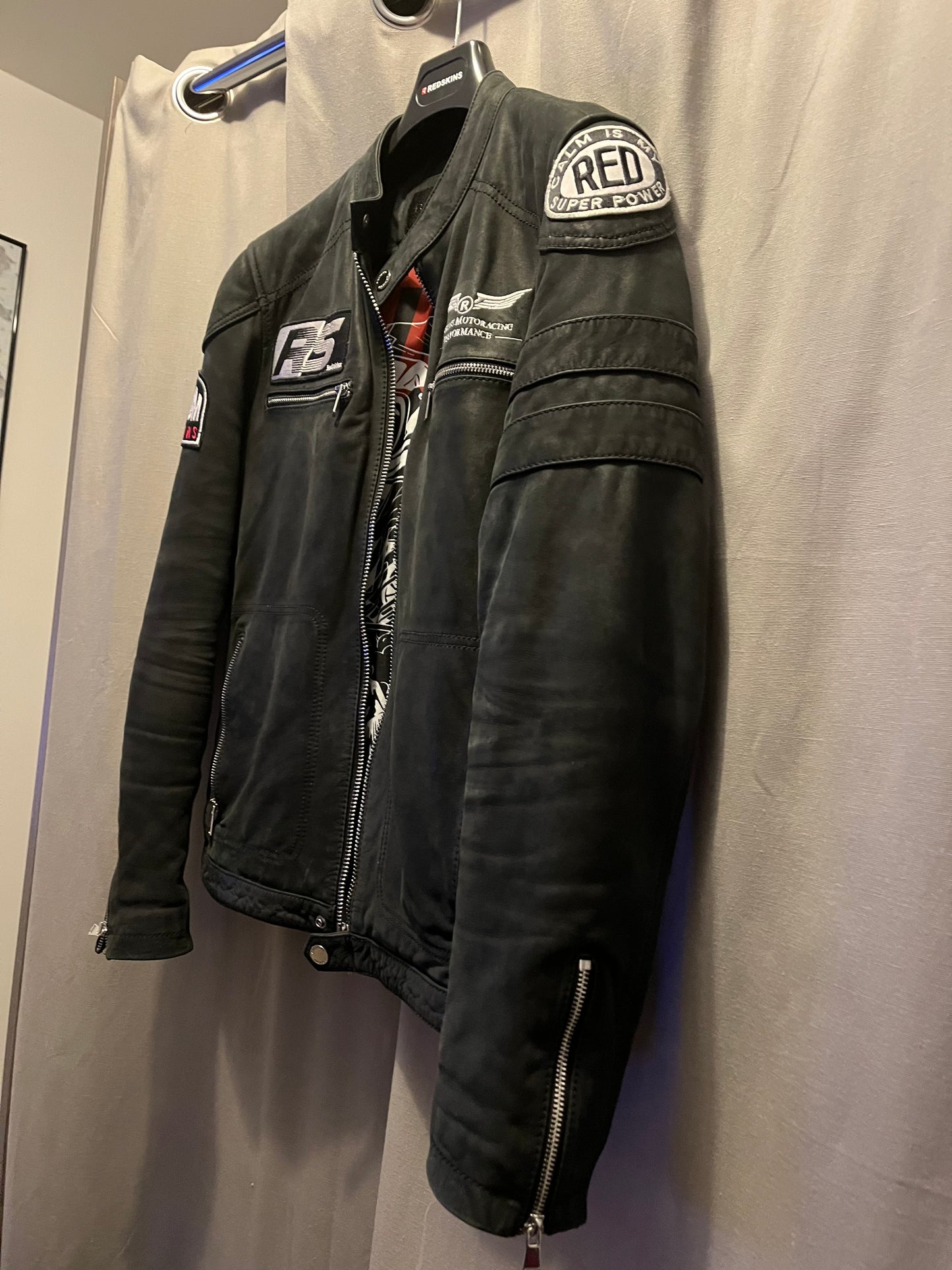 Blouson en excellent état ( neuf )