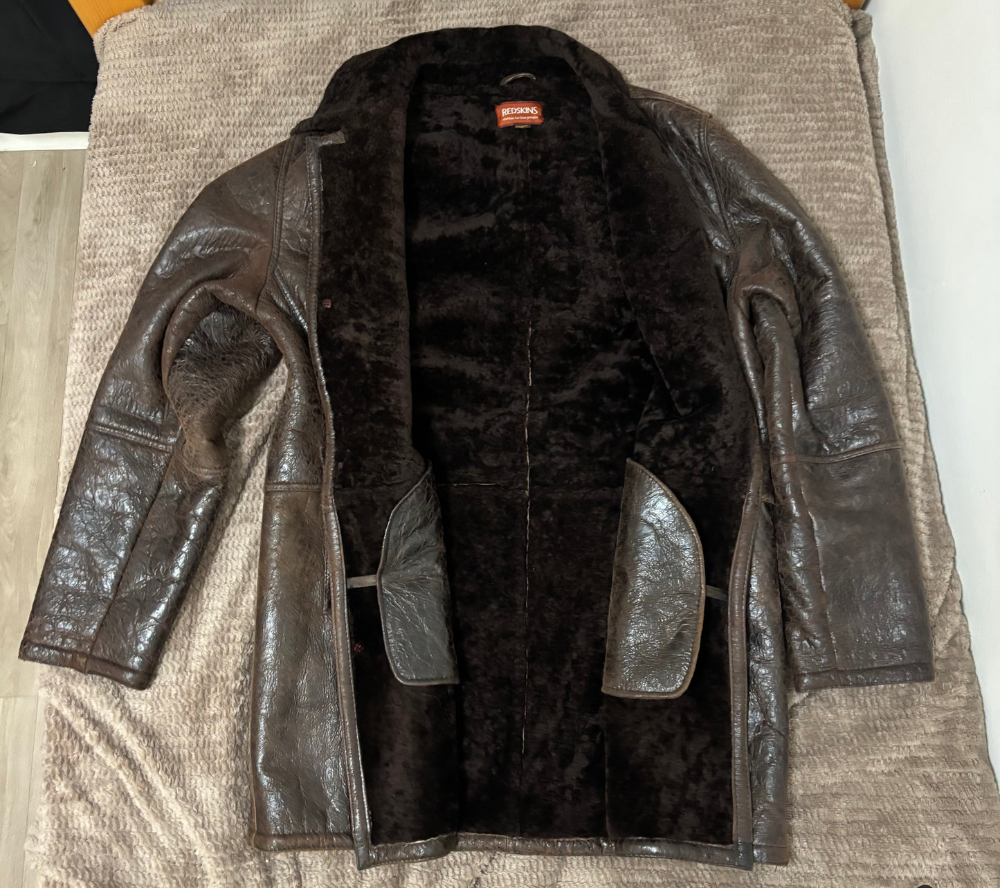Blouson en cuir doublé mouton