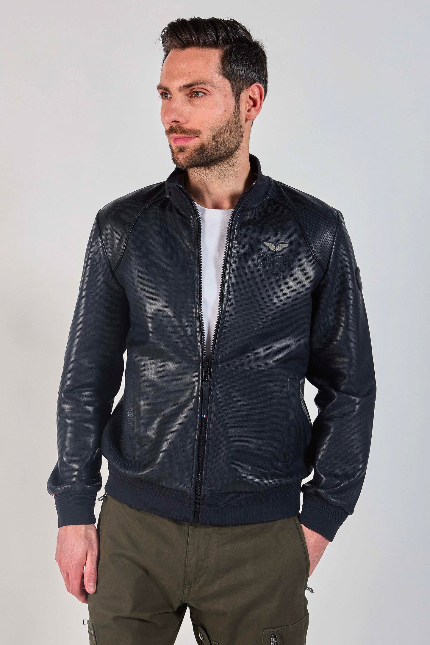 Cuir bleu marine TURBO JET