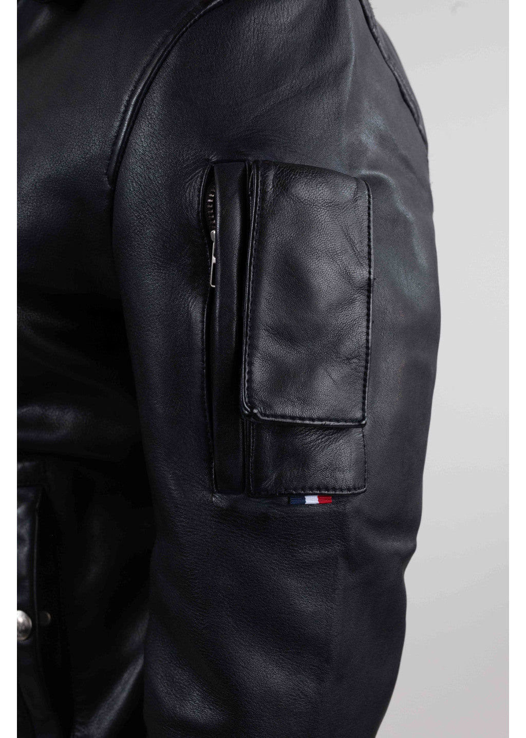 Cuir bleu marine JAEGGER ALPHA